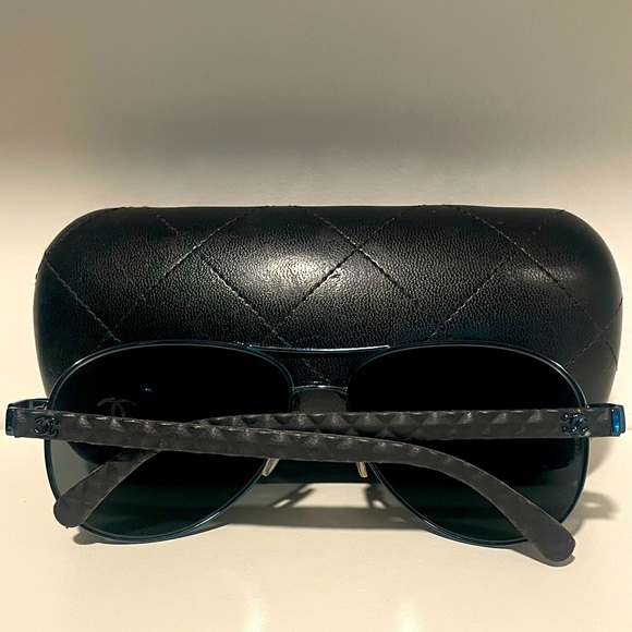 CHANEL Aviator Sunglasses blue gradient polarized with Chanel logo case - Picture 6 of 9